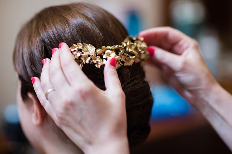 Tocados Le Touquet colocado por la peluquería Rosana de Burela