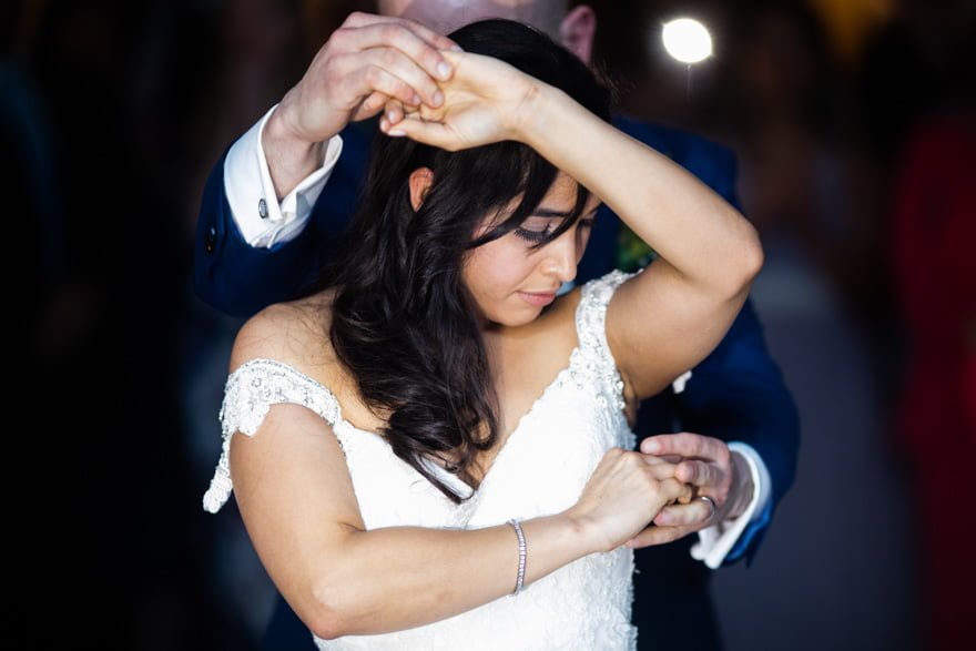Baile de Novios durante una boda en el Salón de Los Olivos del Pazo do Tambre